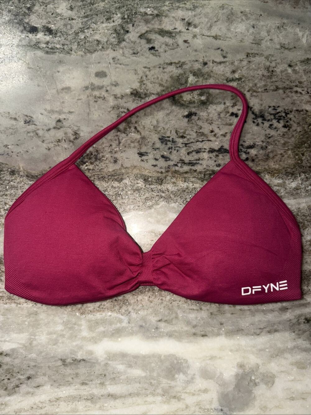 NWOT Berry DFYNE SPORTS Athletic BRA SIZE Med (AW10)